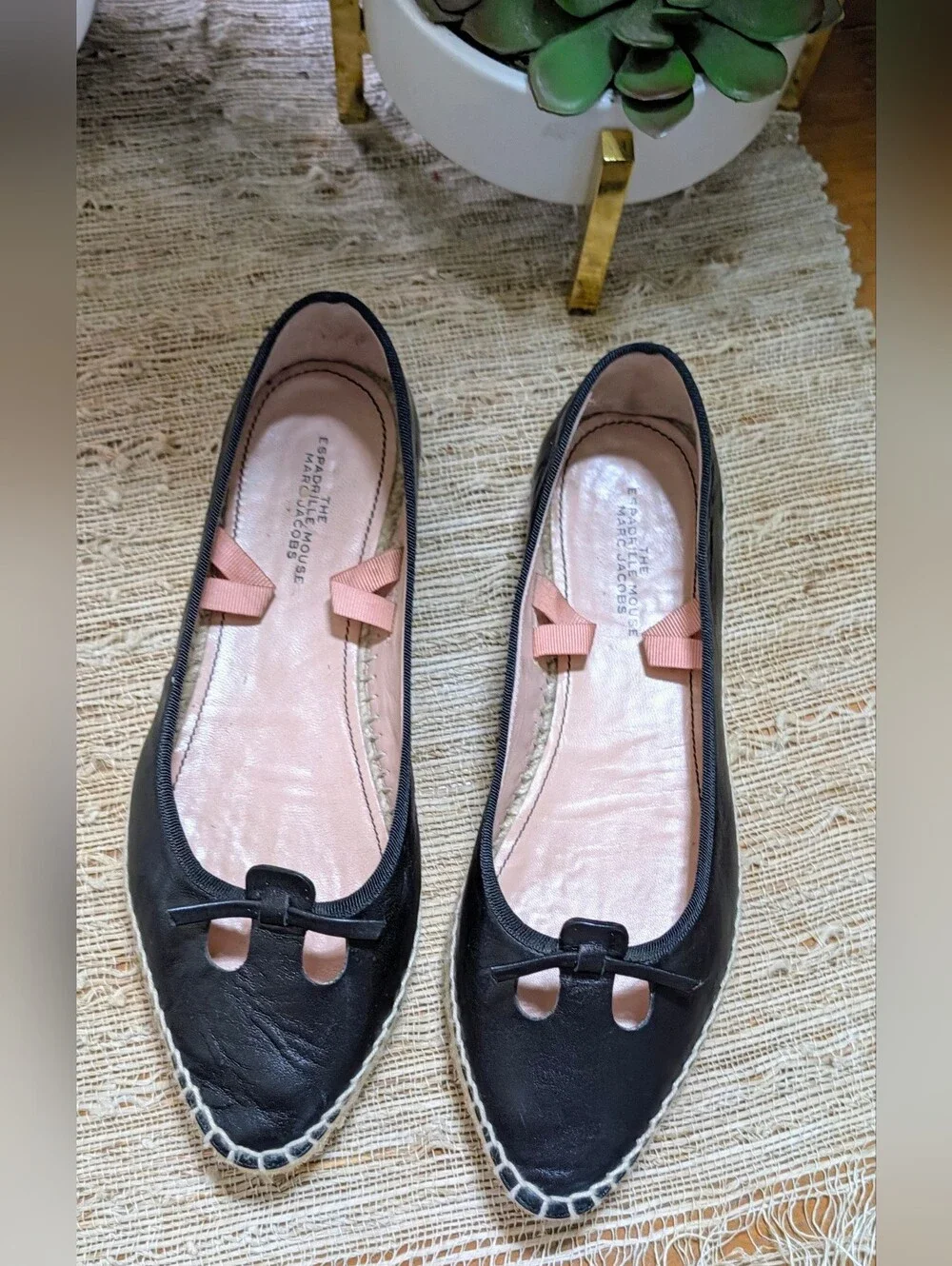 MARC JACOBS The Mouse Espadrille Flats READ